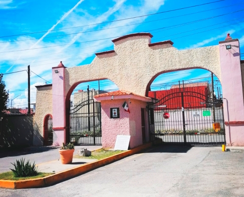 CASA EN VENTA, Canal de la Mancha, Colonia Frontera, 2 recamaras. C-002 –  Buró Inmobiliario